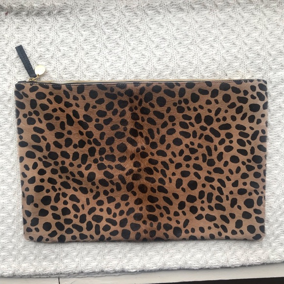 Clare V Handbags - Clare Vivier (Clare V.) large leopard clutch